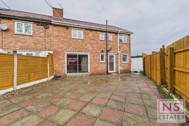 3 bed Semi-Detached for sale Image 7