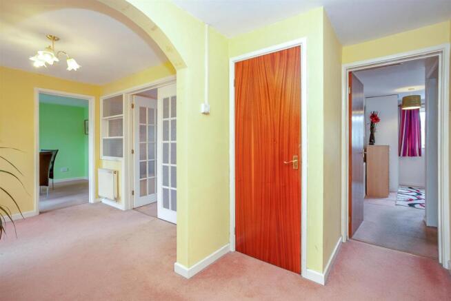 Entrance Hall 3.jpg