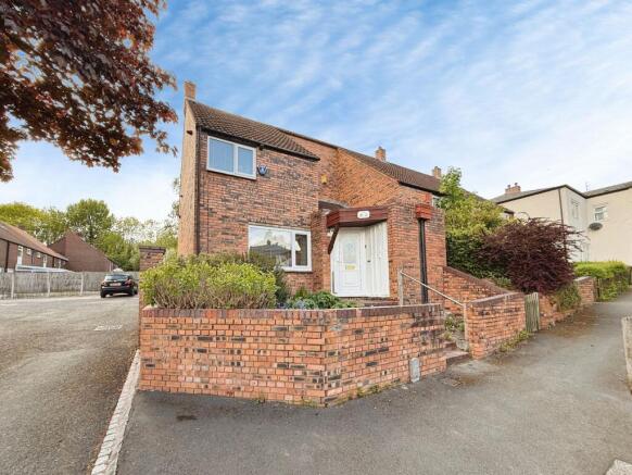 2-bed terraced on Pageant Drive, Telford, TF4, £175,000