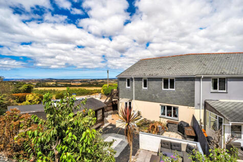Meaver Road, Mullion, Helston, Cornwall