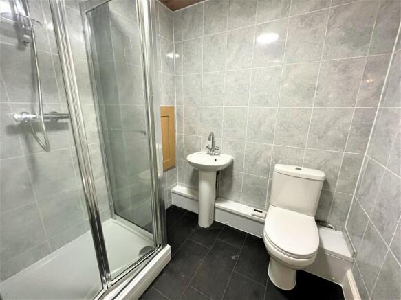 En-suite Bathroom