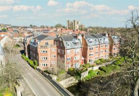 Flat 9, Bishops Court, Williamson Drive, Ripon HG4 1AY