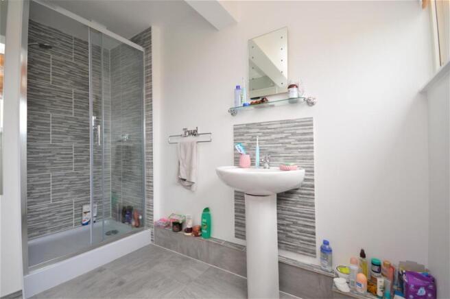 Shower Room Syers.JPG