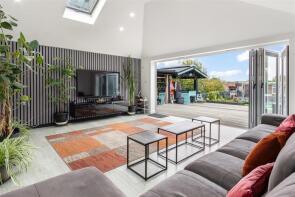 101, Aberdale Gardens, Potters Bar EN6 2JG