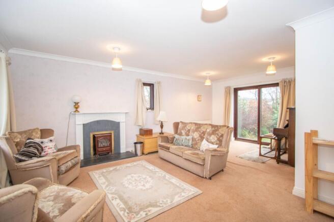 Whitchurch Road, Tavistock, PL19 photo 3