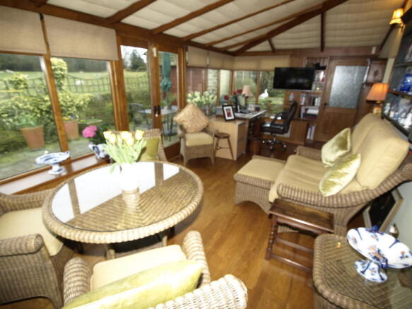 Garden lounge 2