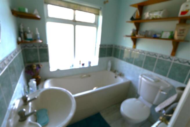 3-bed semi-detached on Fieldside, Ely, £515,000