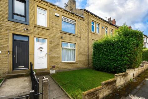 Lynndale Avenue, Birkby, Huddersfield, HD2