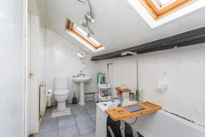 ensuite b