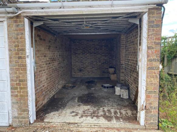 garage 6 internal.jpg