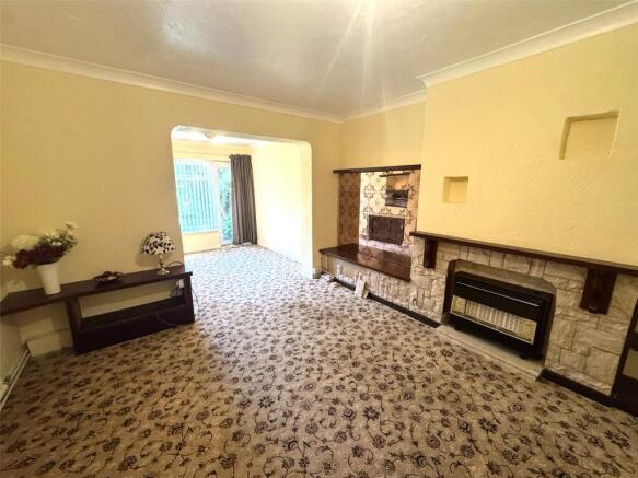 4 bed Semi-Detached for sale Image 5