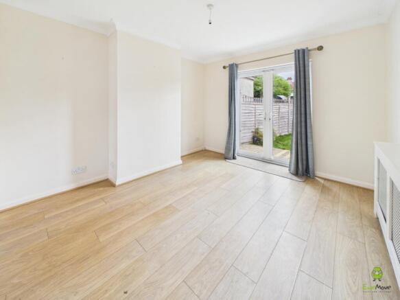 Presented by Clinton at EweMove Bexleyheath and Da