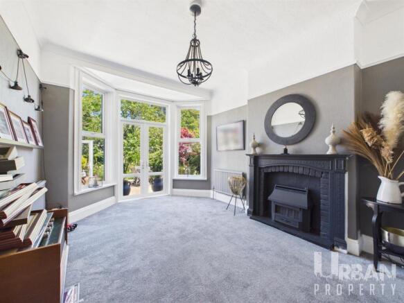 4 bed Semi-Detached for sale Image 4