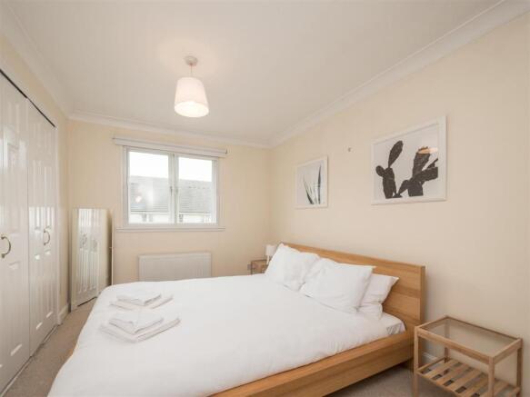 15 flat 16 easter dalry road-14.jpg
