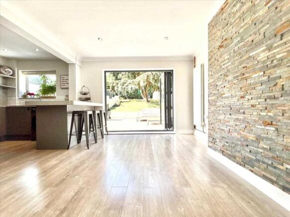 Kitchen/dining area