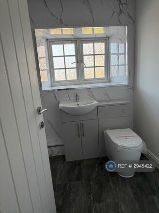 2 bed End of Terrace to rent Image 10