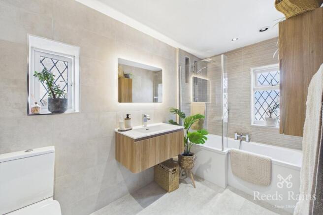 3 bed Semi-Detached for sale Image 7