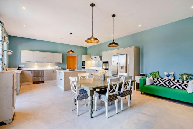Kitchen/Breakfast