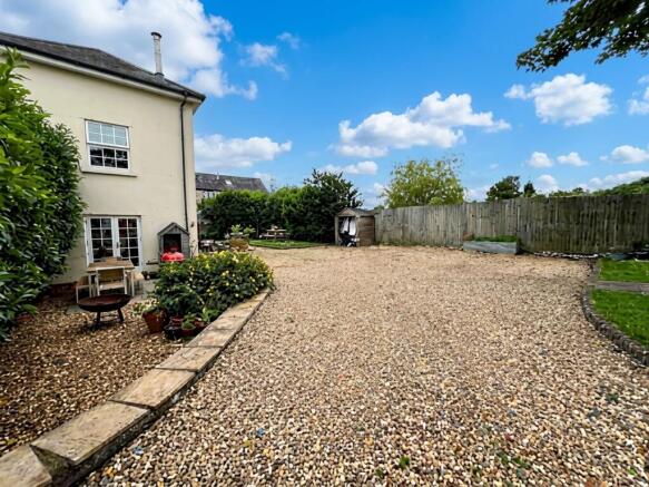 8 West Hall, West Aberthaw, Vale of Glamorgan, CF62 4JA photo 4