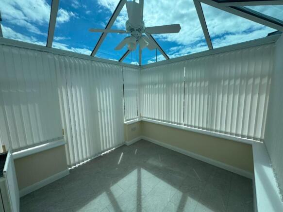 4 bed End of Terrace to rent Image 11