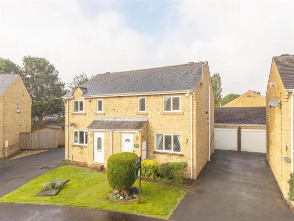 3-bed semi-detached on Oliver Meadows, Elland, £235,000