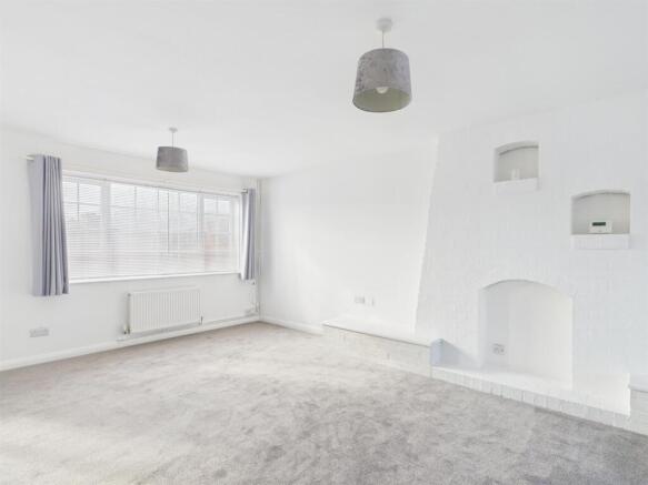 Living Lounge/Kitchen/Dining Room
