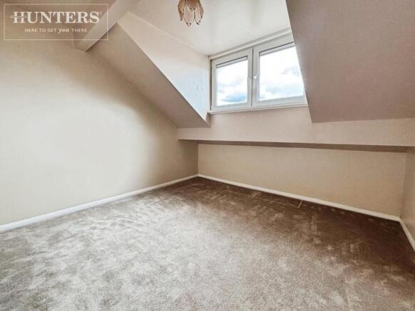 3 bed Terraced to rent Image 9