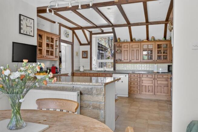 7 bed Barn Conversion for sale Image 12