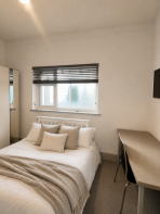 102a, Somers Road, Southsea PO5 4PY