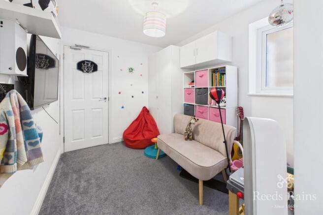 3 bed Detached for sale Image 11