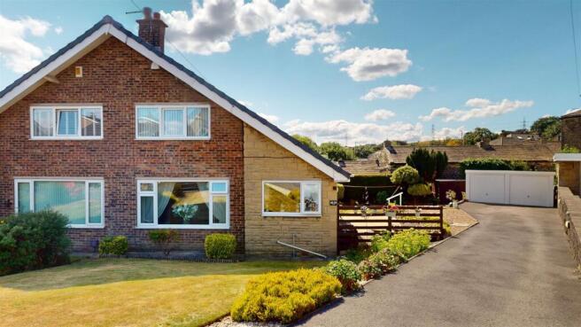 2 bed Semi-Detached for sale in halifax
