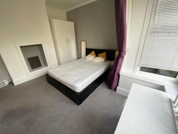 Bedroom 2 (3)