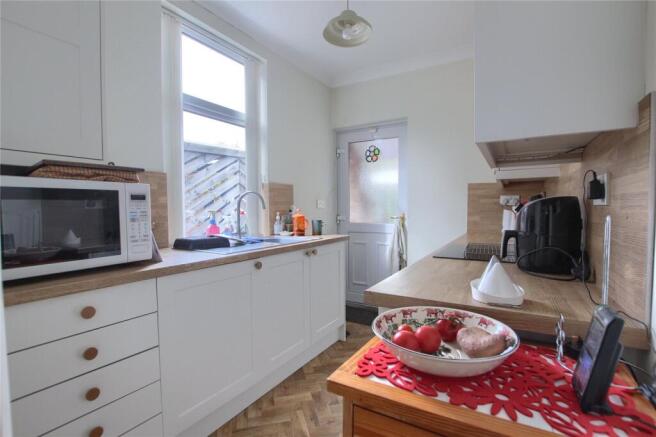 3 bed Semi-Detached for sale Image 8