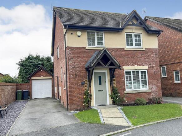 4-bed detached on Telford Rise, Chirk, Wrexham, £350,000