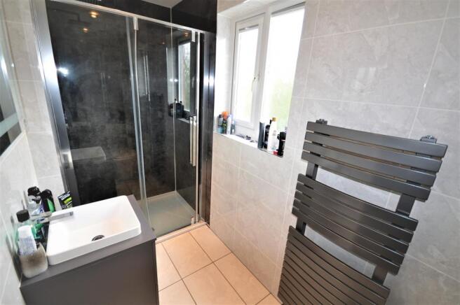 En Suite Shower Room