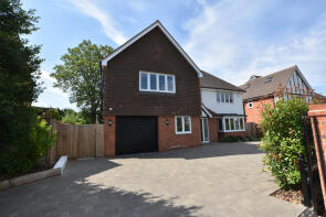 18a, Herbert Road, Hornchurch RM11 3LD