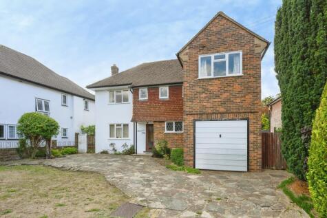 Tattenham Crescent, Epsom, KT18