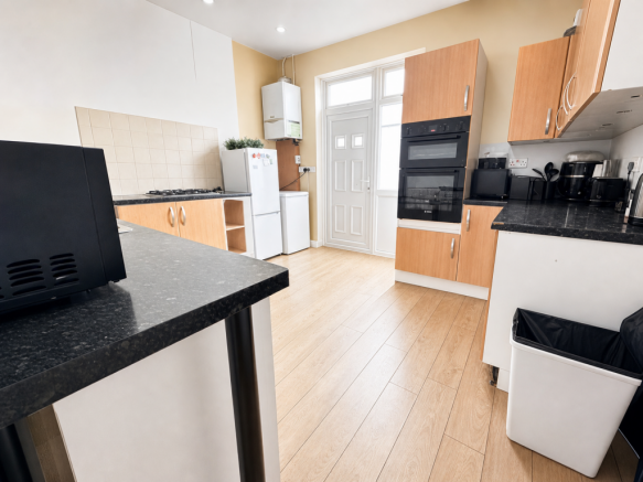 Kitchen image.png