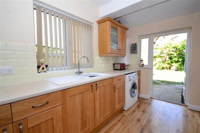 KITCHEN AREA