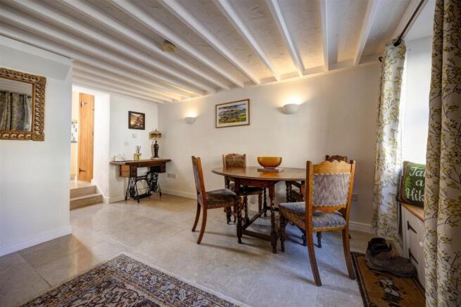 2 bed Terraced for sale Image 6