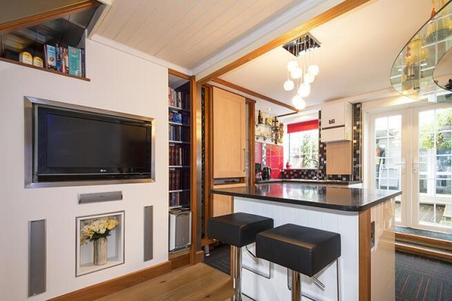 17 Baywell Rd Me19 5