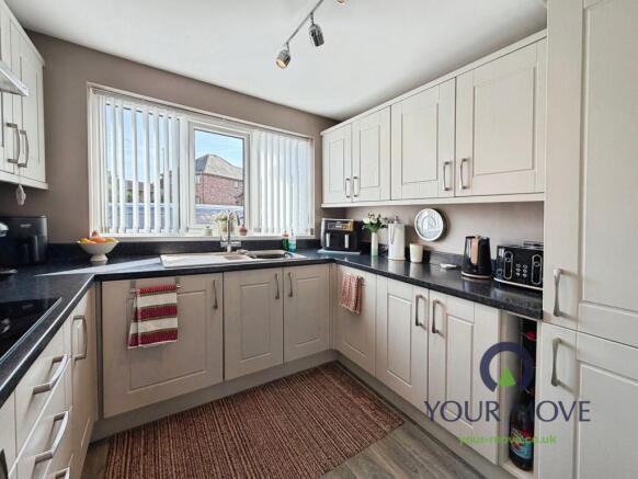 2 bed Bungalow for sale Image 5