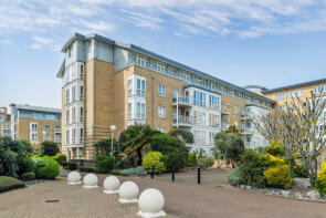 121, St Davids Square, London E14 3WD