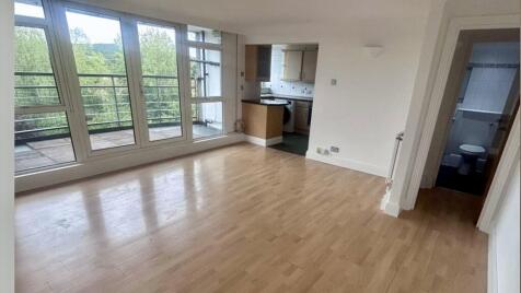 Master Gunner Place, Shooters Hill, Blackheath, London, SE18