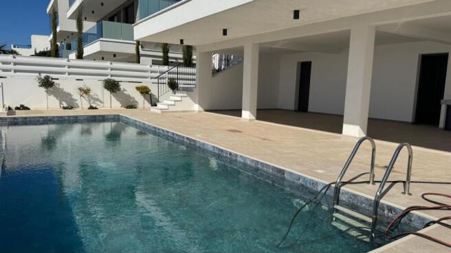 3 Bedroom Villa for