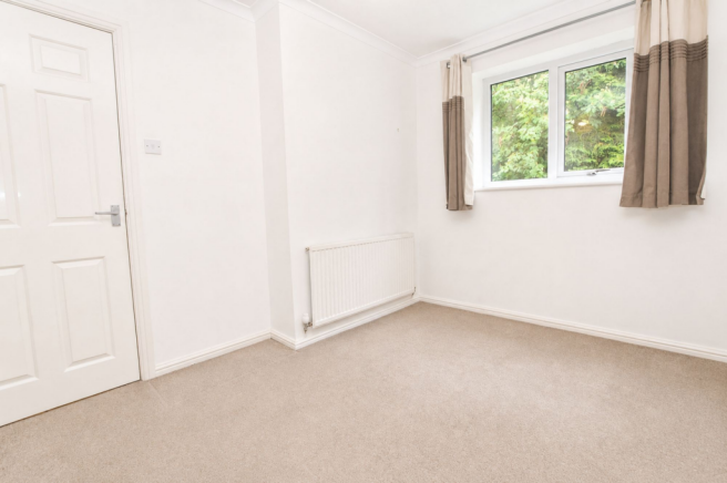 3 bed Terraced for sale Image 10
