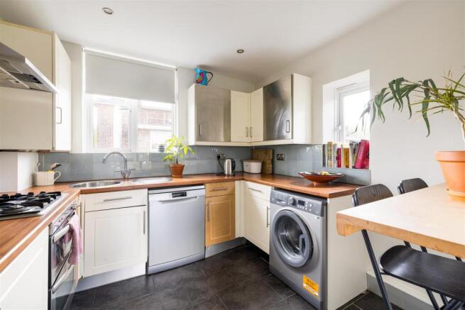 Stewardstone Road, E2