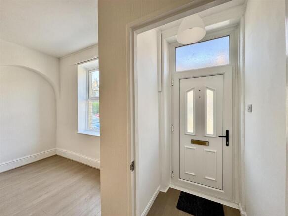 2 bed Terraced for sale Image 5