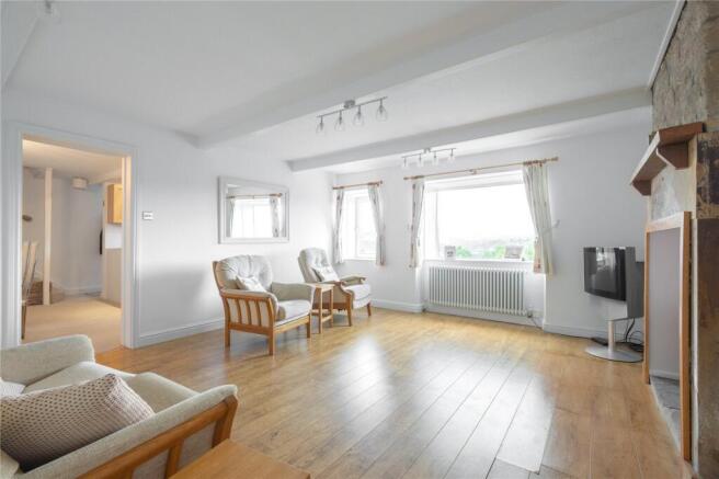 3 bed Detached for sale Image 8