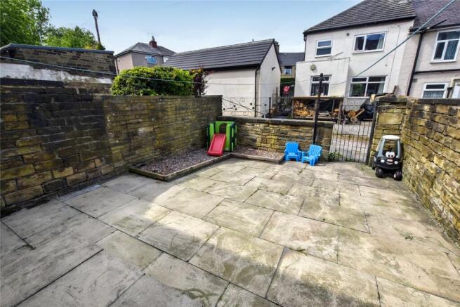 3 bed Terraced for sale Image 10